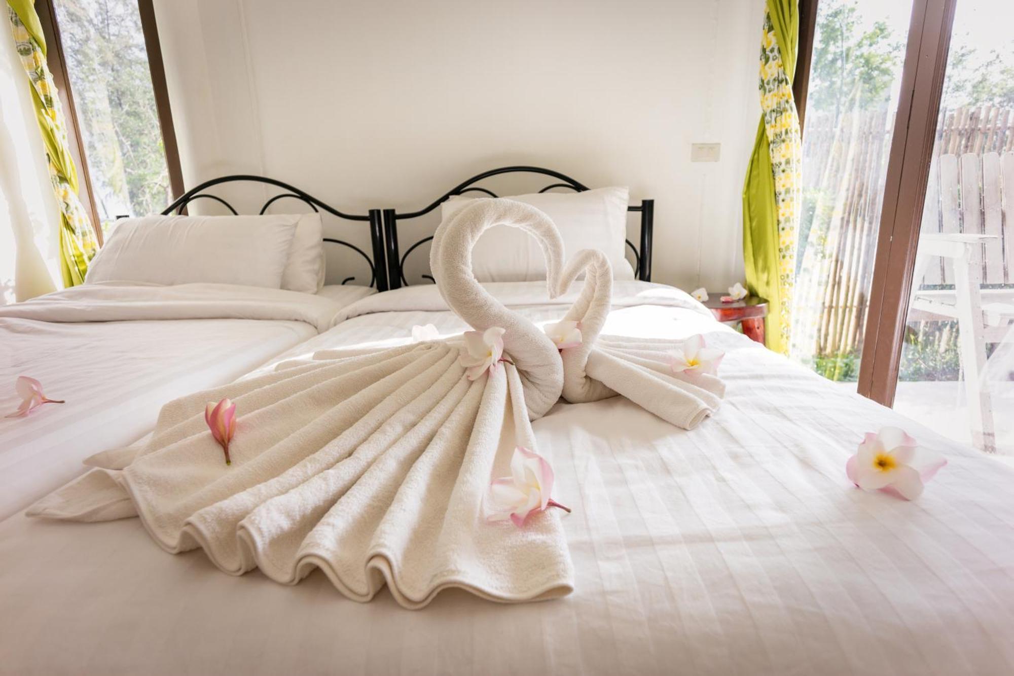 Mumsa Beach Resort & Restaurant Ban Huai Yang Extérieur photo